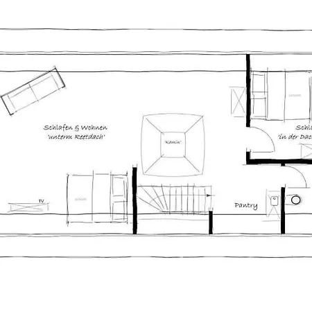 Historisches Reetdachhaus Mit Bauwagen Und Grossem Obstgarten Ueckermünde
