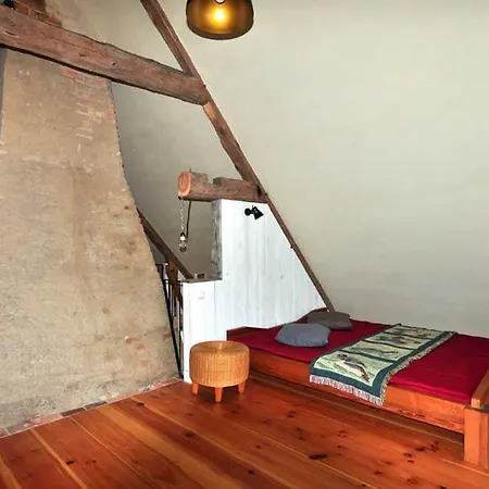 Historisches Reetdachhaus Mit Bauwagen Und Grossem Obstgarten Holiday home *